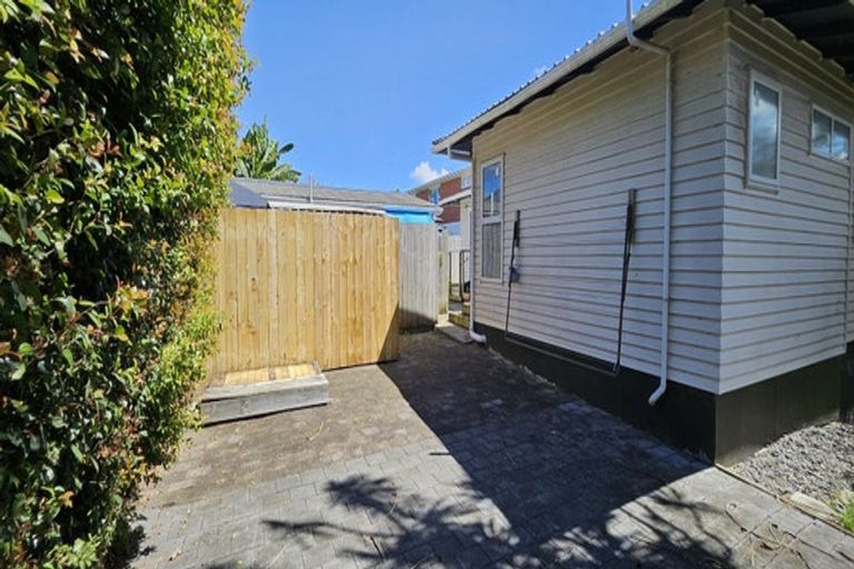 Photo of property in 61 Kings Road, Panmure, Auckland, 1072