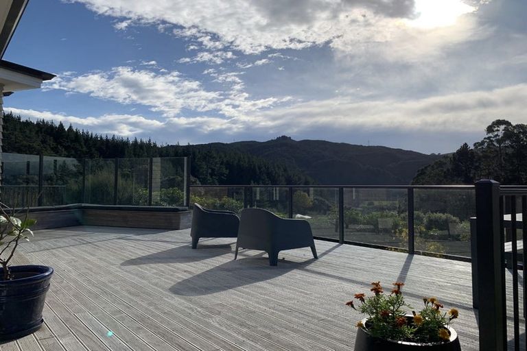 Photo of property in 11 Sylvan Way, Silverstream, Upper Hutt, 5019