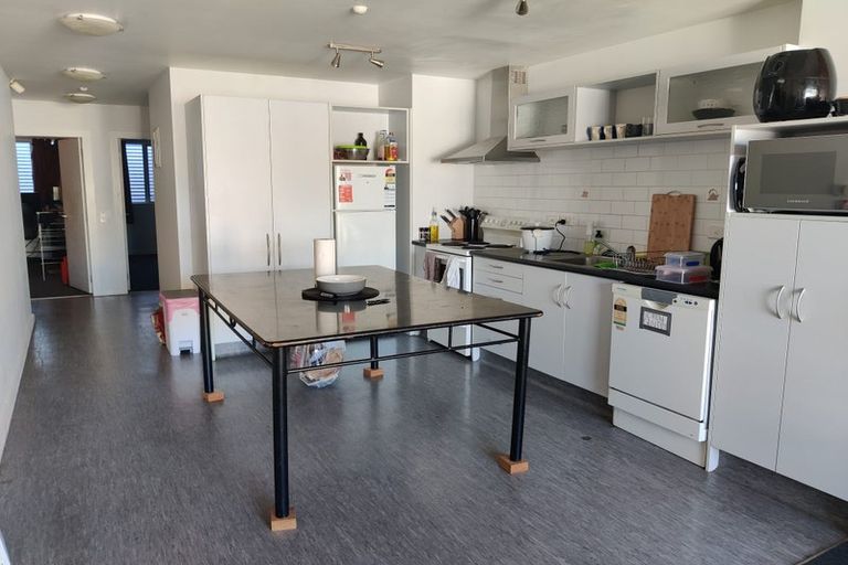 Photo of property in 23 Majoribanks Street, Mount Victoria, Wellington, 6011