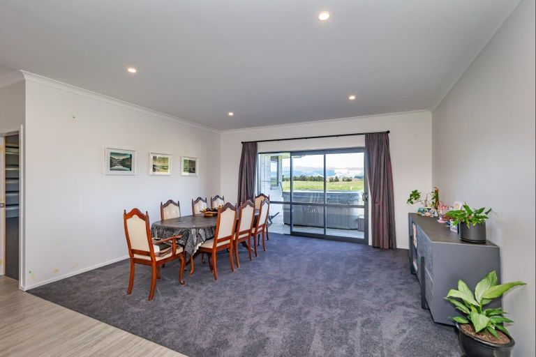 Photo of property in 947 Koputaroa Road, Koputaroa, Levin, 5575
