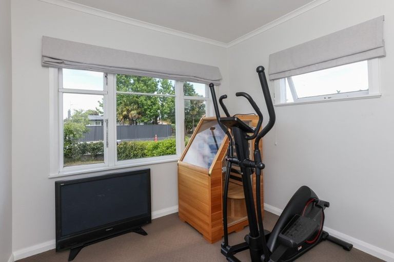 Photo of property in 9a Flanders Avenue, Onekawa, Napier, 4110