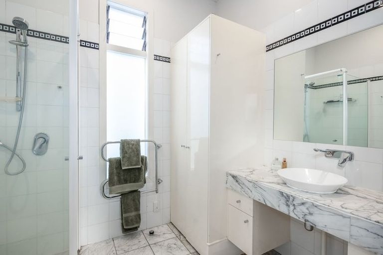 Photo of property in 4 Telford Terrace, Oriental Bay, Wellington, 6011