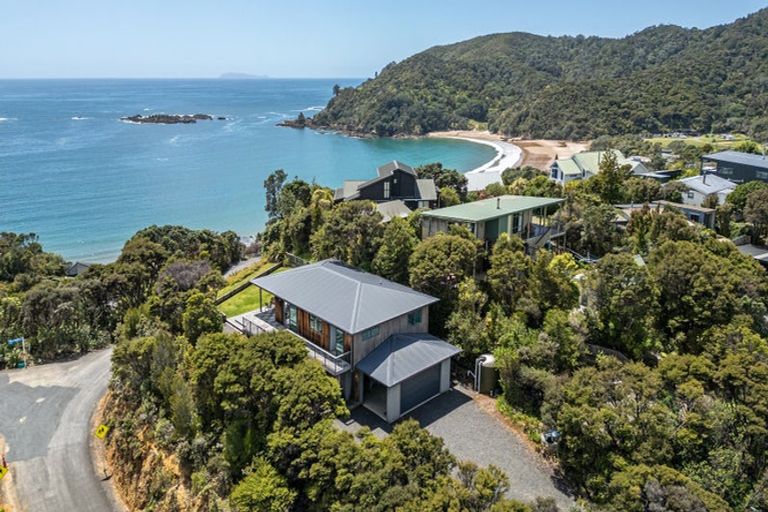 Photo of property in 986 Tuateawa Road, Waikawau, Coromandel, 3584