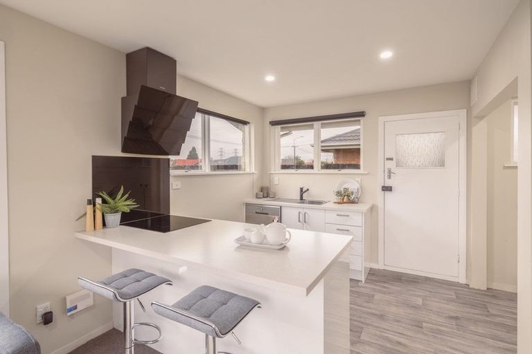 Photo of property in 1/78 Middlepark Road, Sockburn, Christchurch, 8042