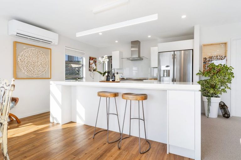 Photo of property in 16 Quarry Hill Terrace, Kennedys Bush, Christchurch, 8025