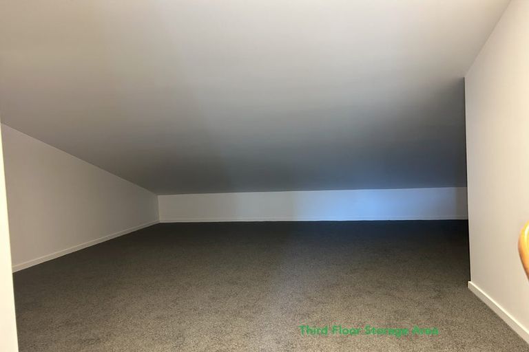 Photo of property in 12 Kamahi Place, Paraparaumu, 5032