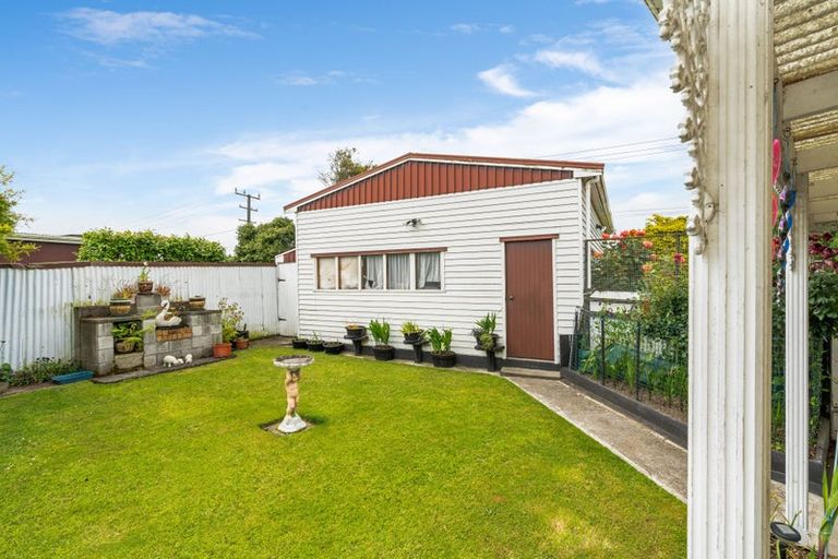 Photo of property in 22 Victoria Terrace, Ohau, Levin, 5570