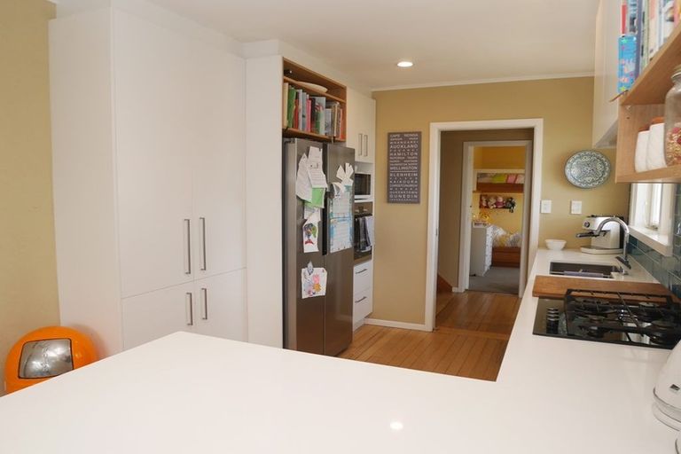 Photo of property in 80 Valley Road, Paraparaumu, 5032