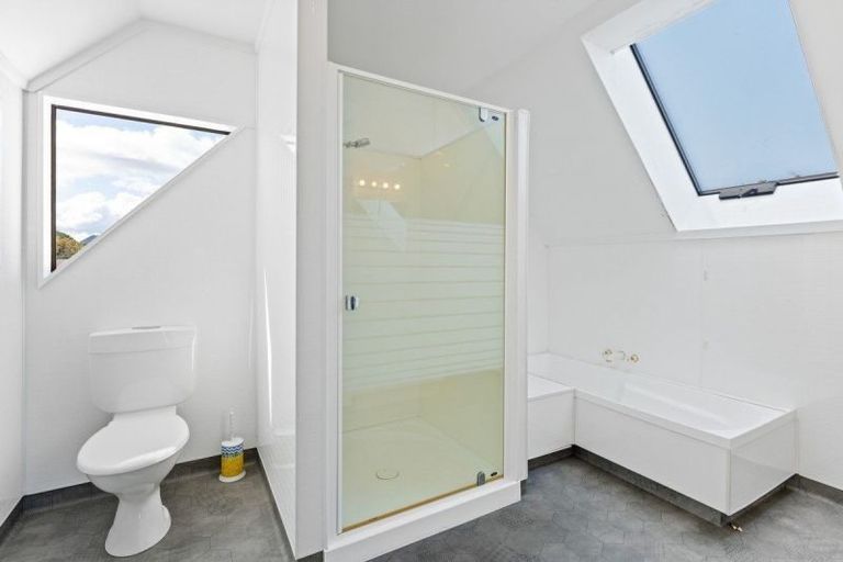 Photo of property in 35 Oriwa Crescent, Otaki, 5512