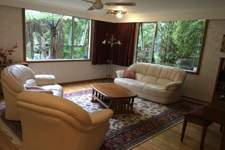 Photo of property in 25 Wyndham Road, Pinehaven, Upper Hutt, 5019