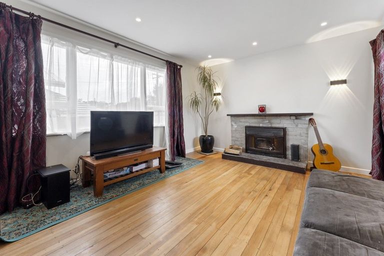 Photo of property in 119 Omata Road, Marfell, New Plymouth, 4310