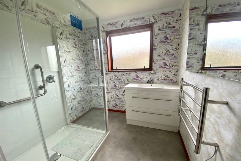 Photo of property in 124 Clyde Street, Balclutha, 9230