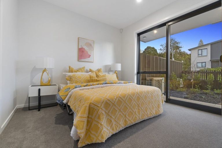 Photo of property in 7d Agincourt Street, Glenfield, Auckland, 0629