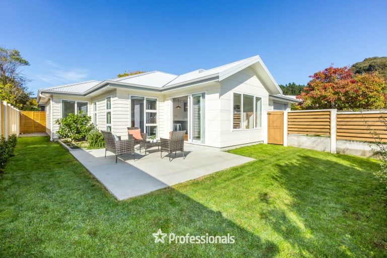 Photo of property in 49a Kiln Street, Silverstream, Upper Hutt, 5019