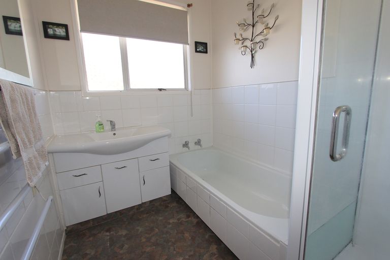 Photo of property in 2 Alison Crescent, Renwick, 7204