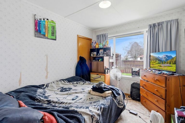 Photo of property in 48 Milton Place, Gore, 9710