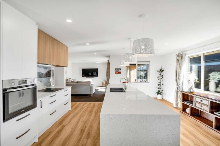 Photo of property in 8 Hoffman Street, Marshland, Christchurch, 8083