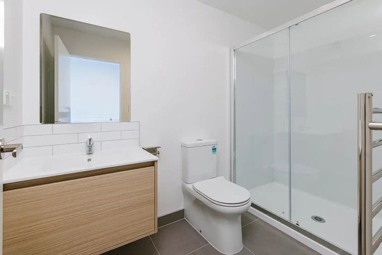 Photo of property in 64 Tukari Lane, Mangere Bridge, Auckland, 2022