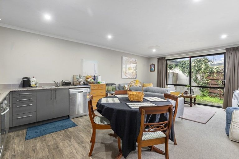 Photo of property in 9/31 Jones Crescent, Melville, Hamilton, 3206