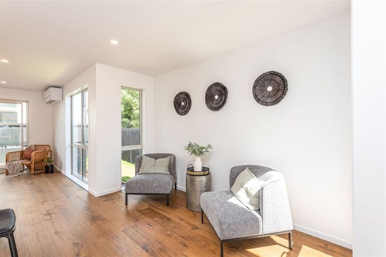 Photo of property in 2/179 Weston Road, St Albans, Christchurch, 8052