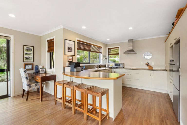 Photo of property in 2b Maungatawhiri Road, Raglan, 3295