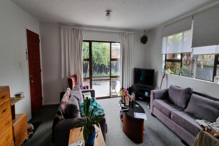 Photo of property in 2/136 Milton Street, Somerfield, Christchurch, 8024