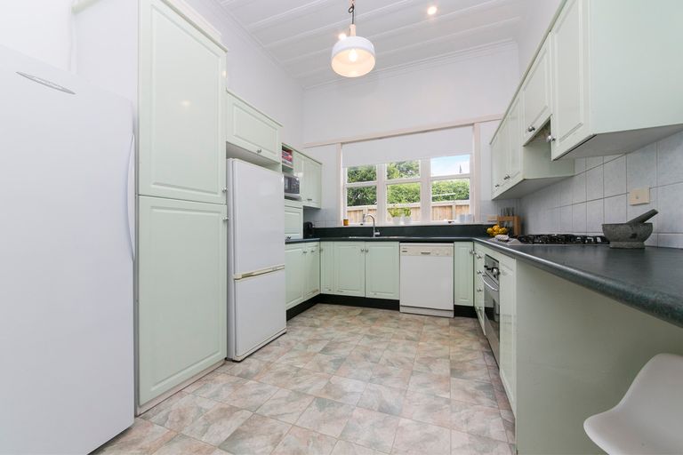 Photo of property in 26 Alexandra Street, Riverhead, 0820