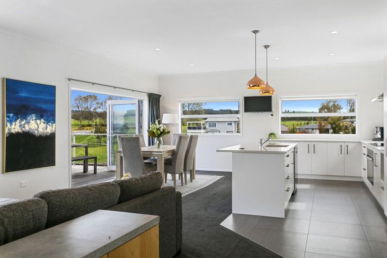 Photo of property in 68 Huka Heights Drive, Rangatira Park, Taupo, 3330