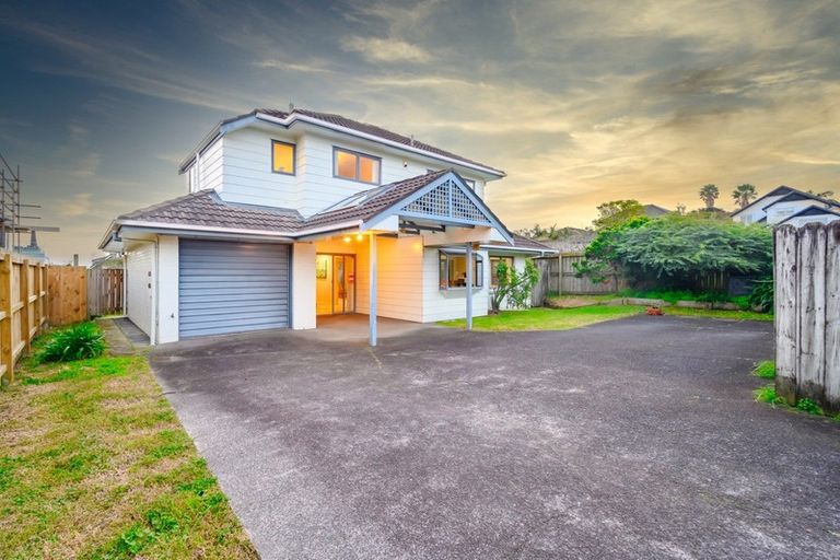 Photo of property in 2/145 Bucklands Beach Road, Bucklands Beach, Auckland, 2012