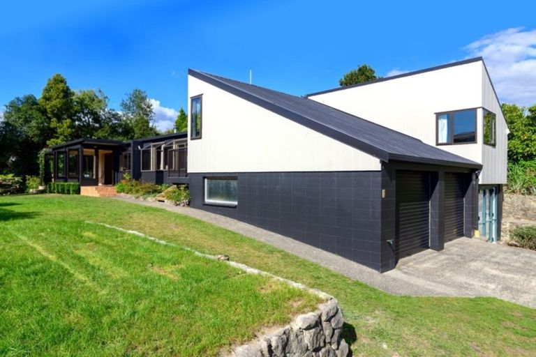 Photo of property in 6 Mark Place, Lynmore, Rotorua, 3010