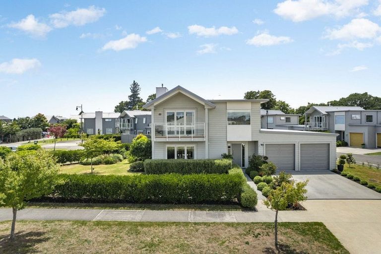 Photo of property in 46 Plescher Crescent, Leamington, Cambridge, 3432