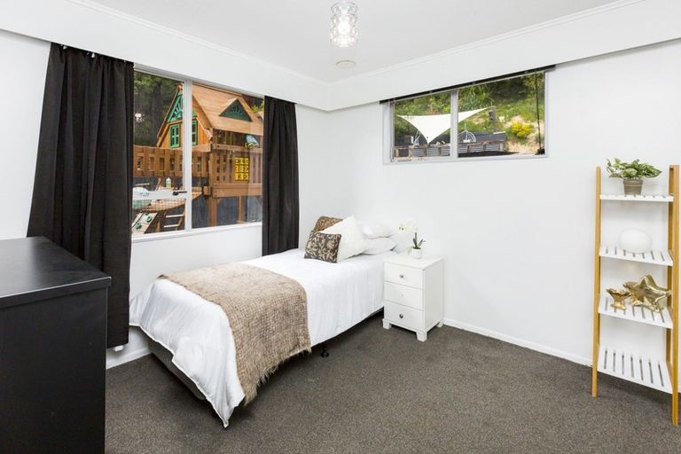 Photo of property in 12c Lane Street, Wallaceville, Upper Hutt, 5018