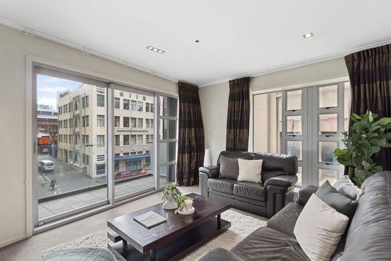 Photo of property in Bellagio Apartments, 2b/39 Taranaki Street, Te Aro, Wellington, 6011