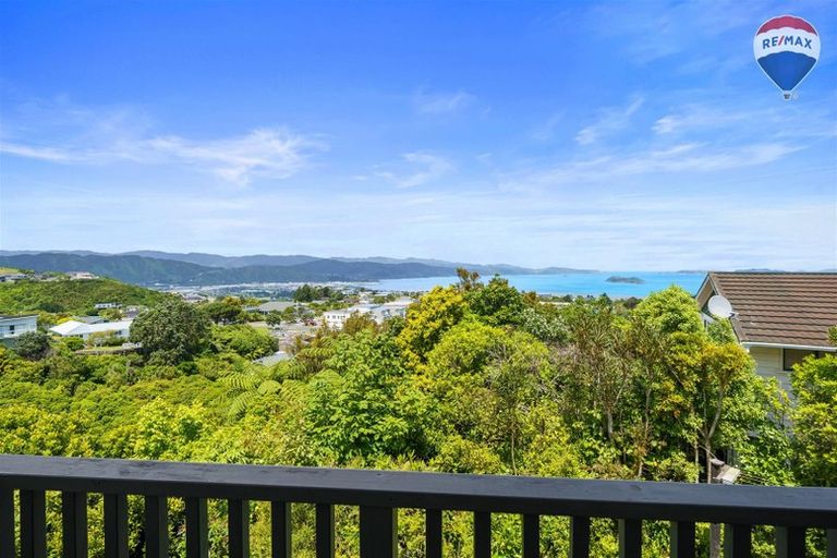 Photo of property in 10 Laurel Grove, Maungaraki, Lower Hutt, 5010