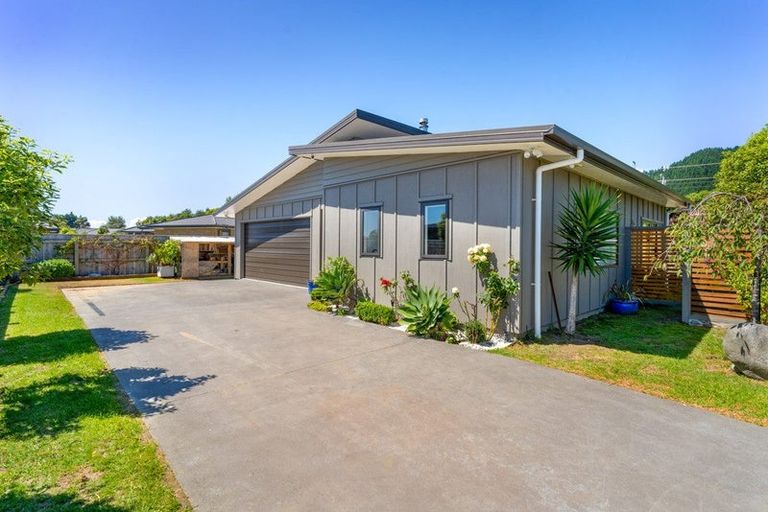 Photo of property in 7 Aqua Way, Paraparaumu, 5032