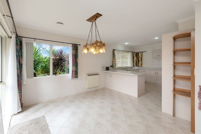 Photo of property in 11 Bush Haven Drive, Te Kamo, Whangarei, 0112