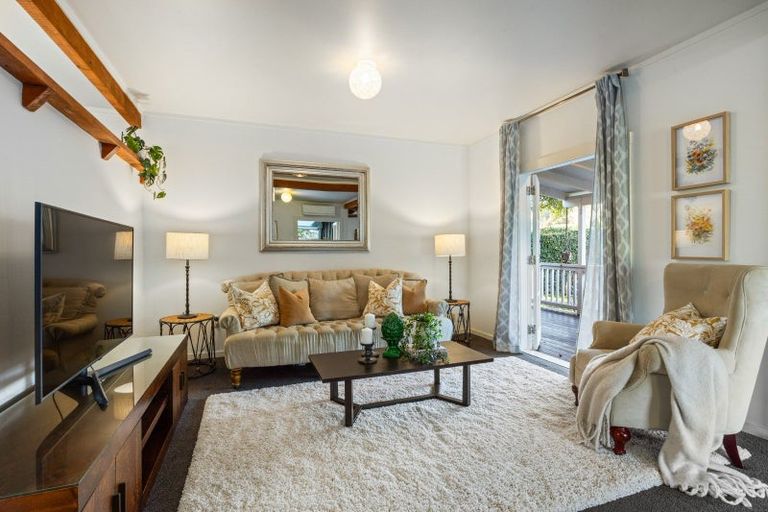 Photo of property in 16 Waitoki Road, Waitoki, Kaukapakapa, 0871