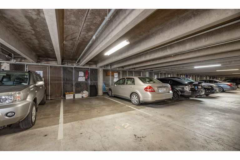 Photo of property in Gloucester Towers, 12/28 Gloucester Street, Christchurch Central, Christchurch, 8013