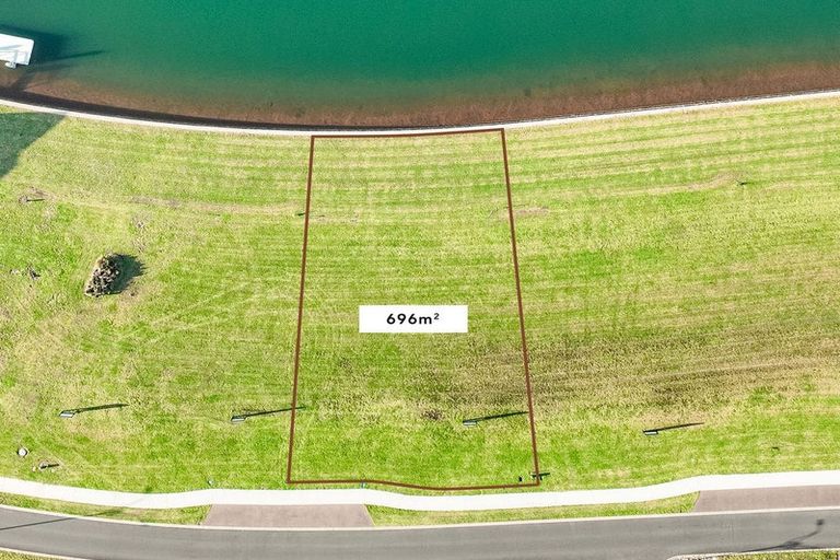 Photo of property in 27 Maturiki Drive, One Tree Point, 0118