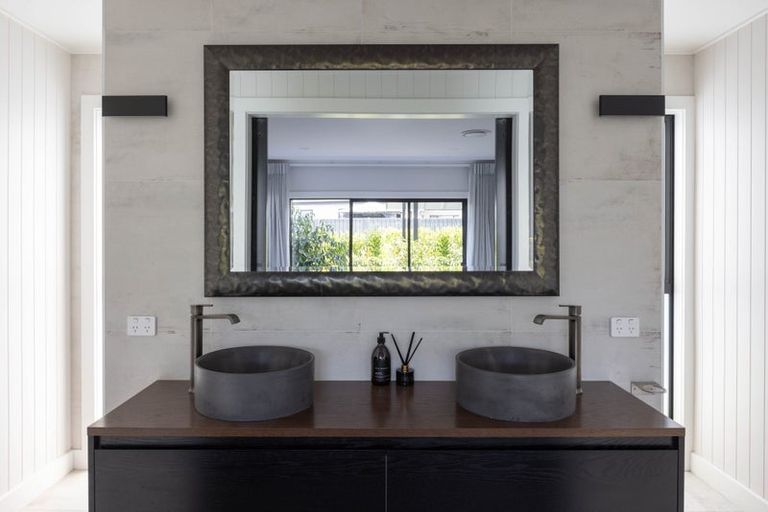 Photo of property in 23 Rich Rise, Havelock North, 4130