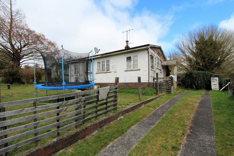 Photo of property in 2 Tweed Street, Tokoroa, 3420