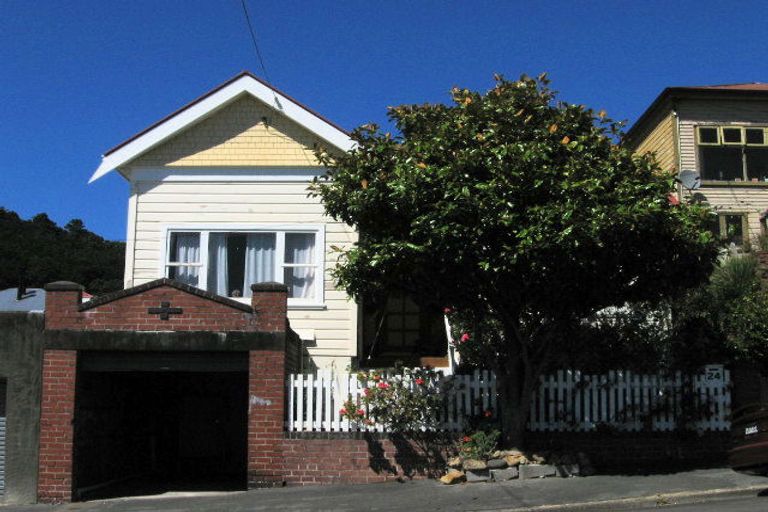 Photo of property in 24 Lawrence Street, Newtown, Wellington, 6021