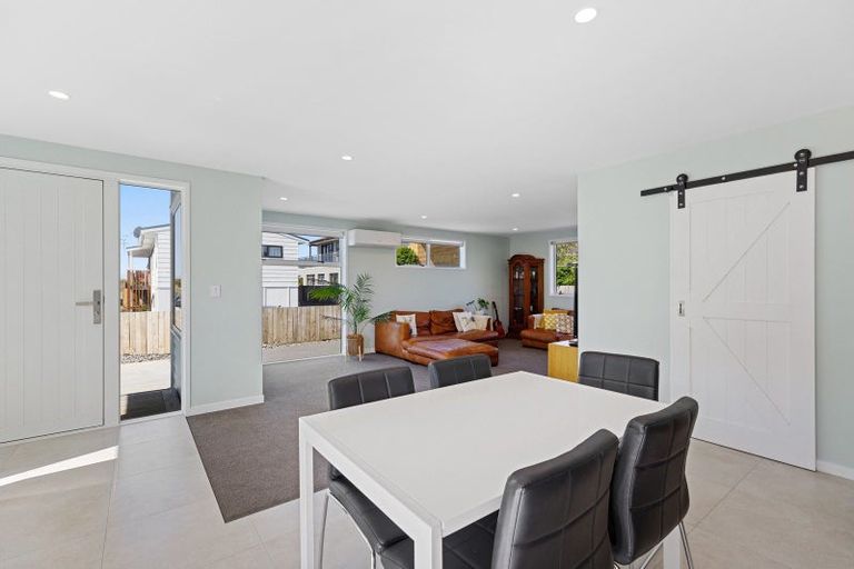 Photo of property in 814b Papamoa Beach Road, Papamoa Beach, Papamoa, 3118