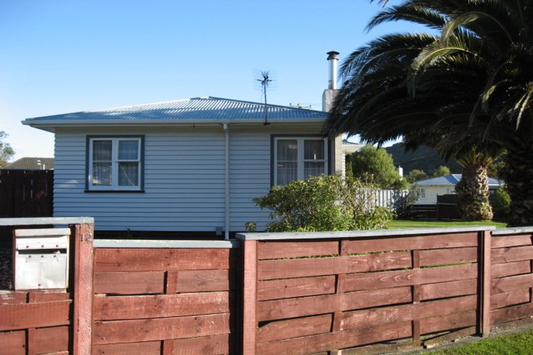 Photo of property in 12 Petrie Street, Wainuiomata, Lower Hutt, 5014