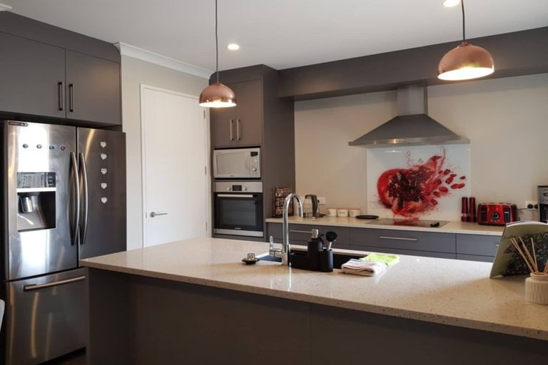 Photo of property in 4 Lakeside Terrace, Omokoroa, 3114