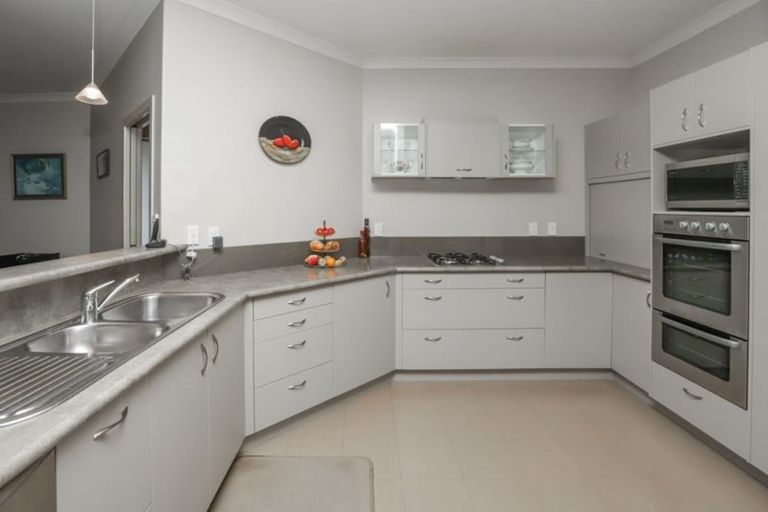 Photo of property in 31 Mickelson Avenue, Rototuna, Hamilton, 3210