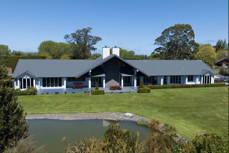 Photo of property in 34 Neeves Road, Kaiapoi, 7691