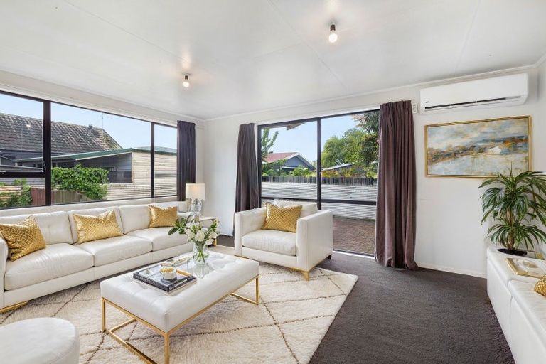 Photo of property in 45 Karen Crescent, Dinsdale, Hamilton, 3204