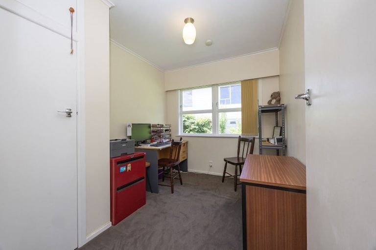 Photo of property in 27 Mason Street, New Lynn, Auckland, 0600