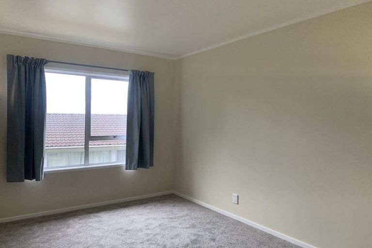 Photo of property in 45 Royal Road, Massey, Auckland, 0614